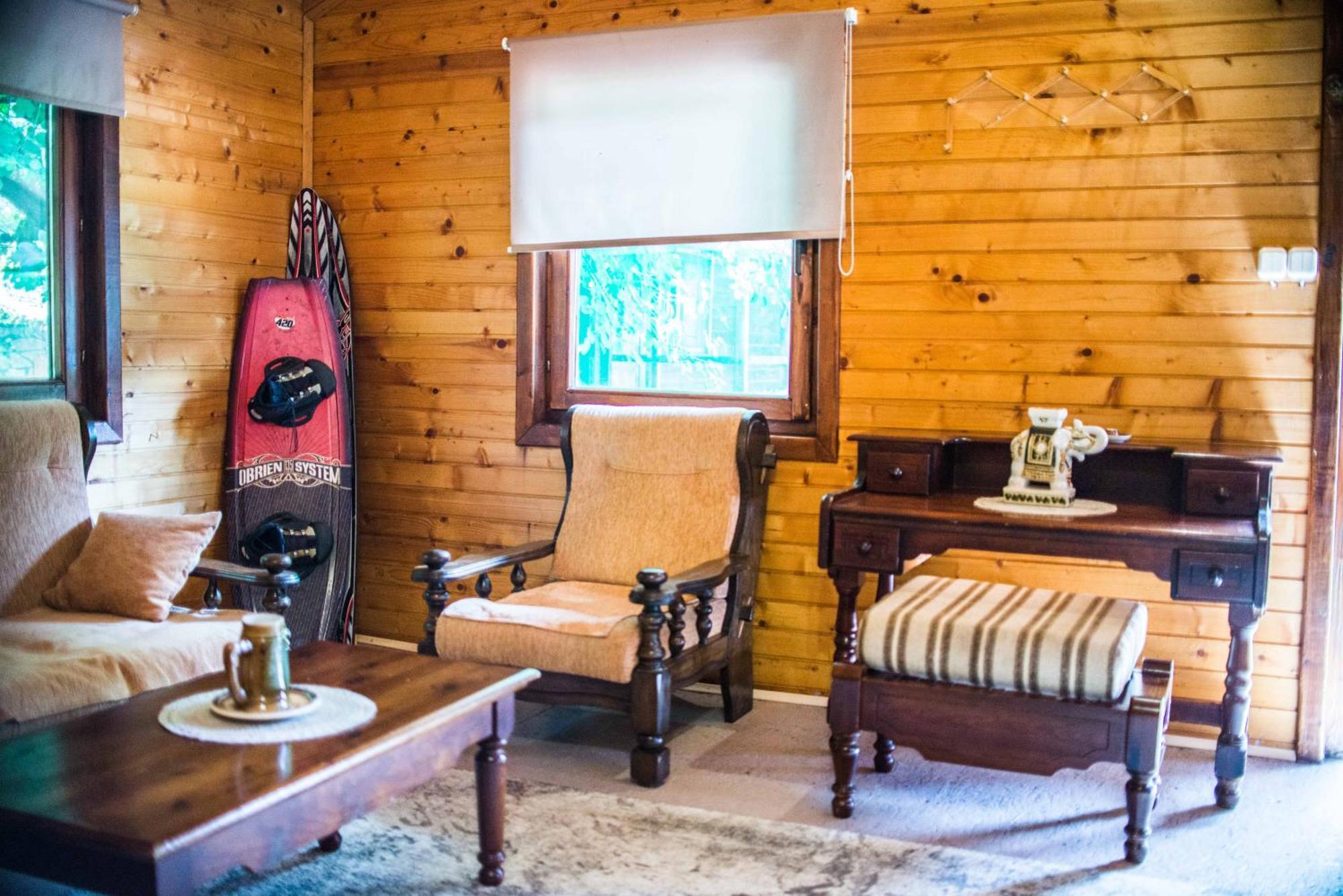 Wooden Village Resort Ponari ภายนอก รูปภาพ