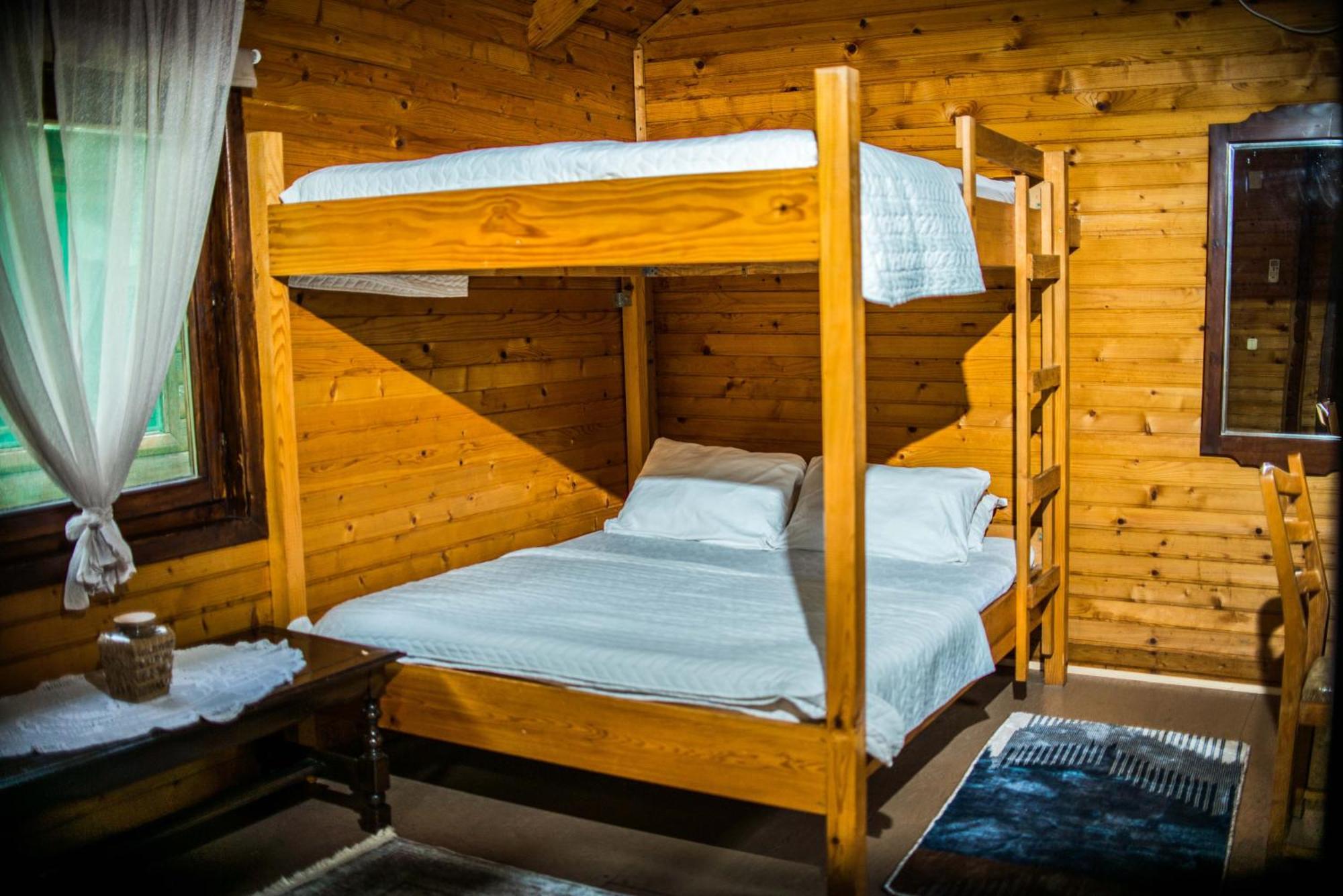 Wooden Village Resort Ponari ภายนอก รูปภาพ