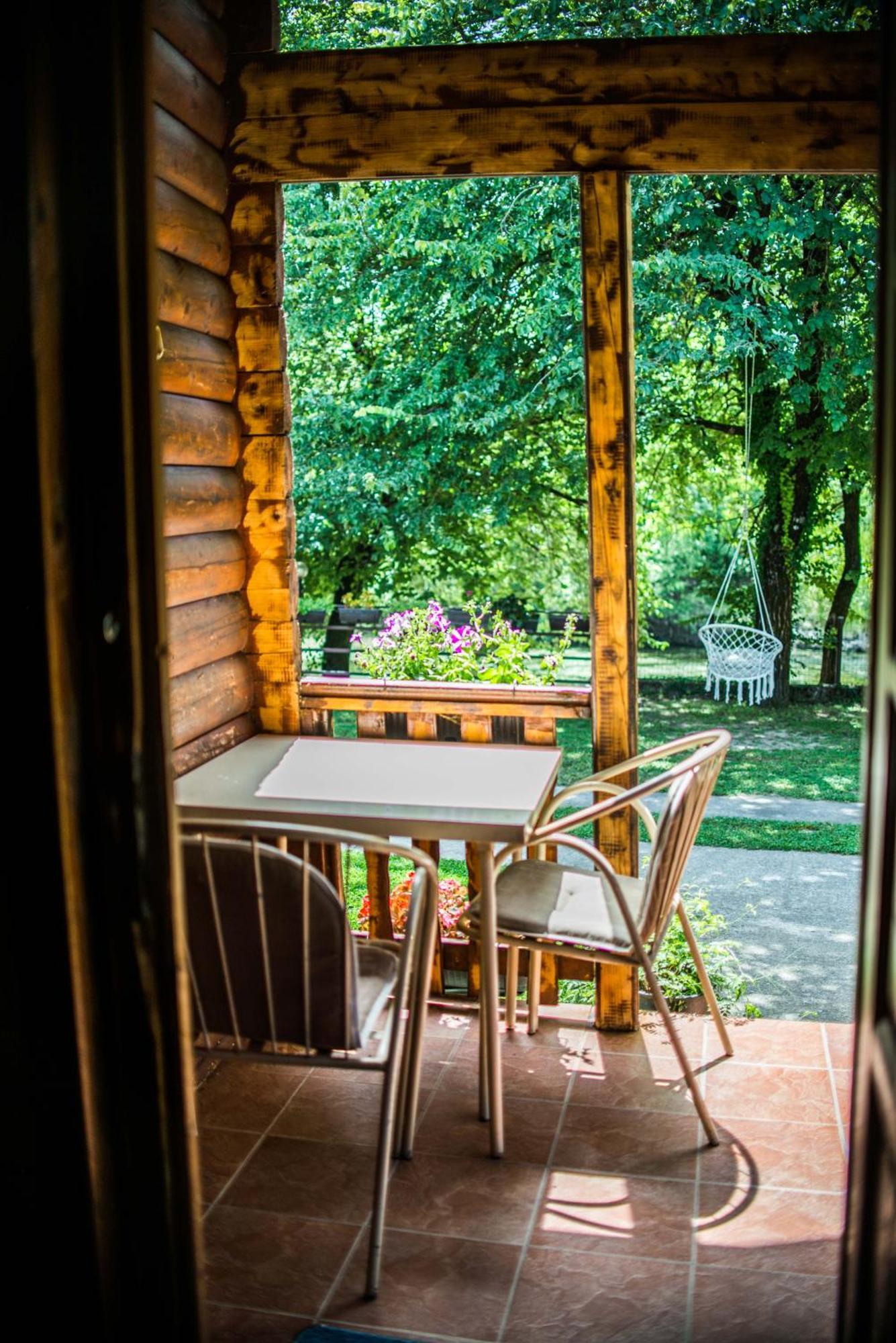 Wooden Village Resort Ponari ภายนอก รูปภาพ