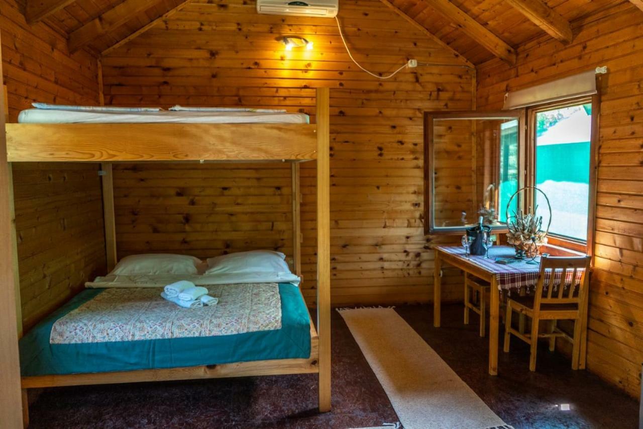 Wooden Village Resort Ponari ภายนอก รูปภาพ