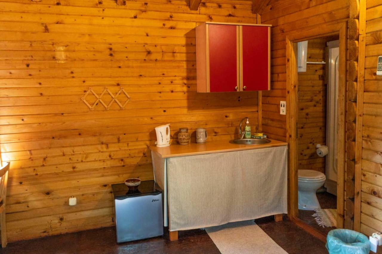 Wooden Village Resort Ponari ภายนอก รูปภาพ
